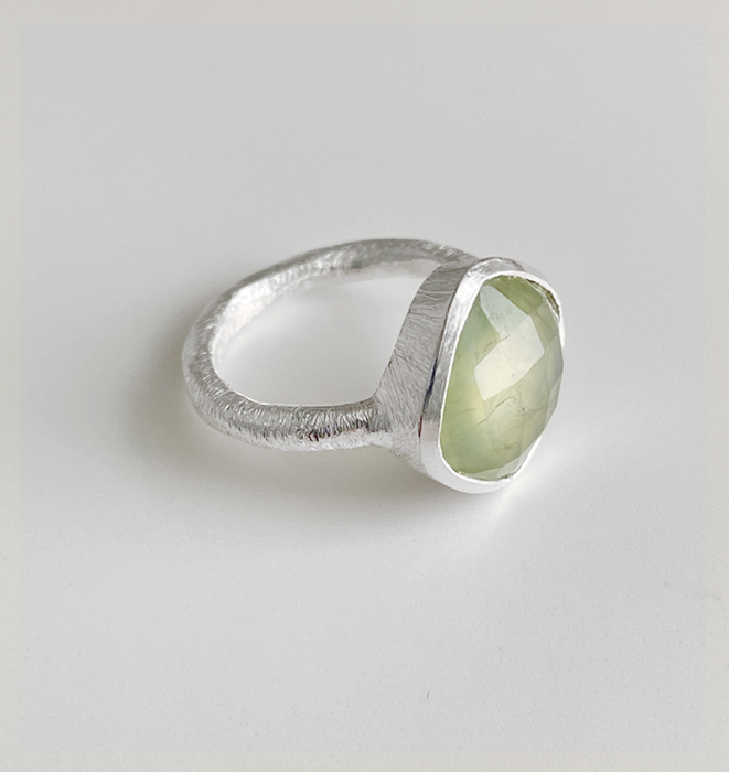 Meraki Silver Ring - Prehnite