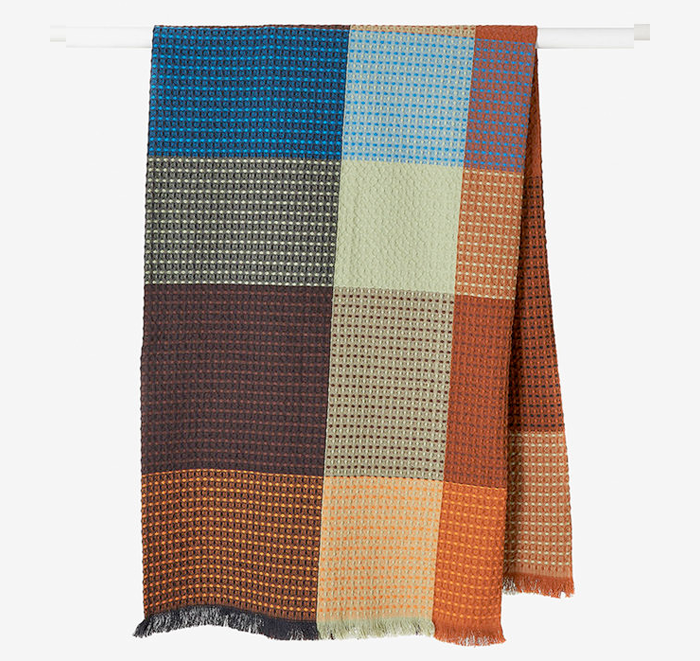 Citta Cabin Towel | Midnight/Multi