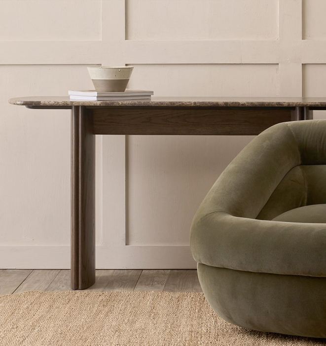 Tathra Console by Tolv