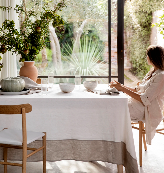 Cultiver Cara Panel Linen Tablecloth