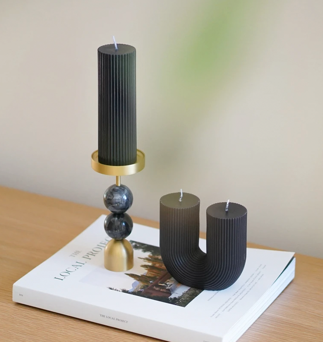 Black Blaze Curl Curl Candle - Black