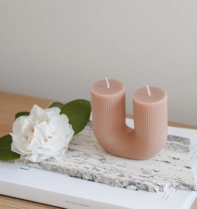 Black Blaze Curl Curl Candle - Blush