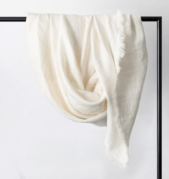 Cultiver Freya Linen Throw - Snow