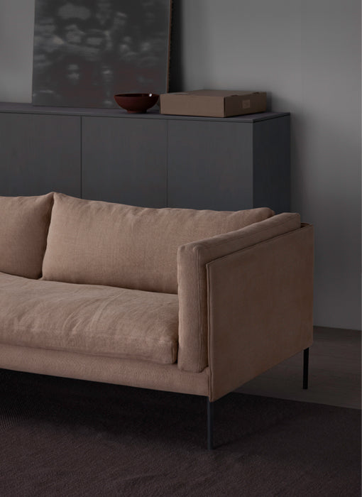 Sonder Sofa by Natadora
