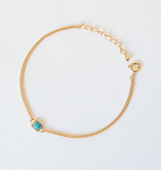 Curb Link Turquoise Bracelet