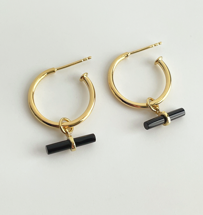 Stilla Gold Earrings - Black Onyx
