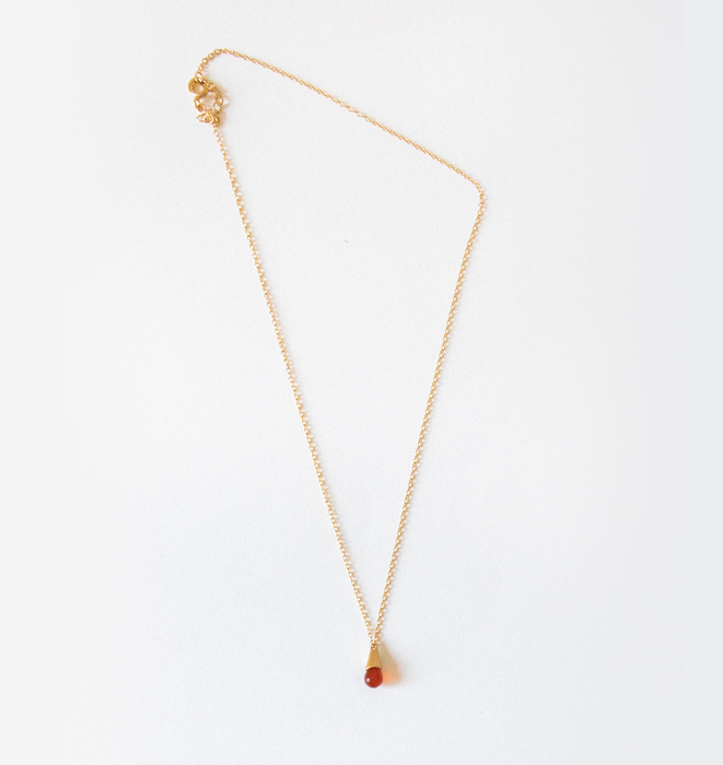 Gold chain with online stones