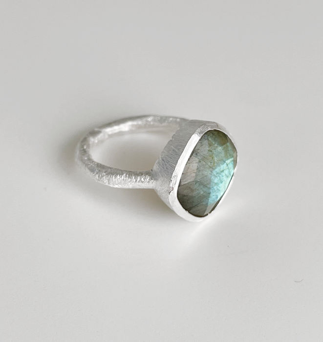 Meraki Silver Ring - Labdorite